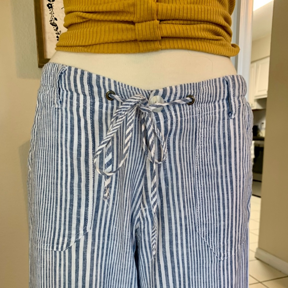 🌟Stripped loose, elastic waist pants🌟 - Picture 3 of 9